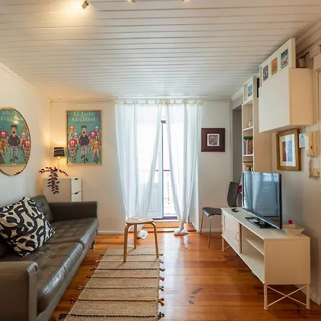 Lovely In The Heart Of Historic Alfama Apartmán Lisboa