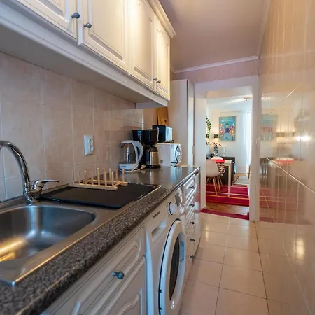 Apartment Lovely In The Heart Of Historic Alfama