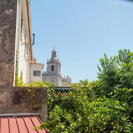 Lovely In The Heart Of Historic Alfama Apartmán Lisboa