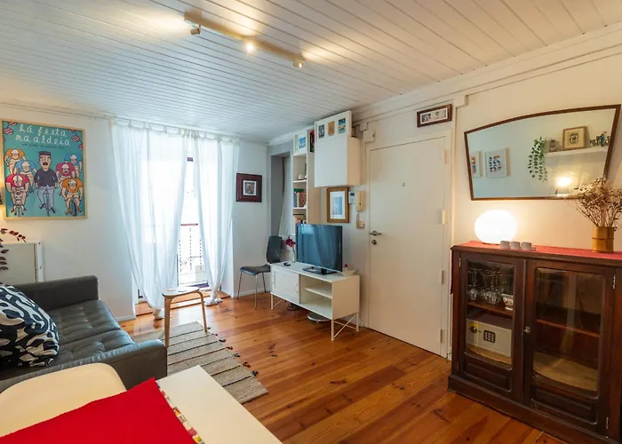 Lovely In The Heart Of Historic Alfama Lizbona