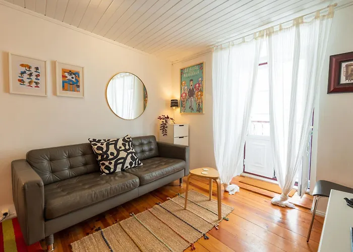 Lovely In The Heart Of Historic Alfama Apartament *